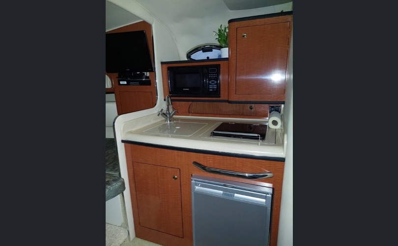 Sea Ray 315 Sundancer-kuva-3